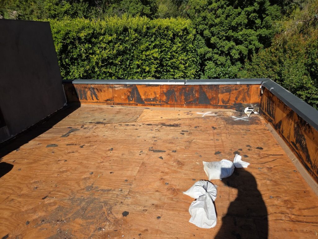 roof requires wood replacement in the damaged corner